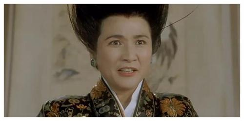 唐伯虎点秋香27年一场梦有人与周星驰闹翻有人已凄冷离世