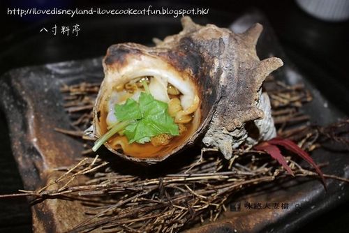 焼物 活贝壶烧 活贝肉口感爽脆, 质感可媲美鲍鱼, 带嚼劲.