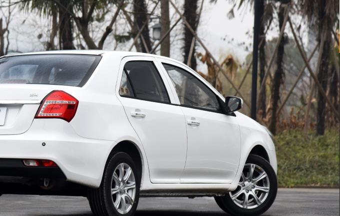 吉利金刚新车多少钱 吉利金刚报价