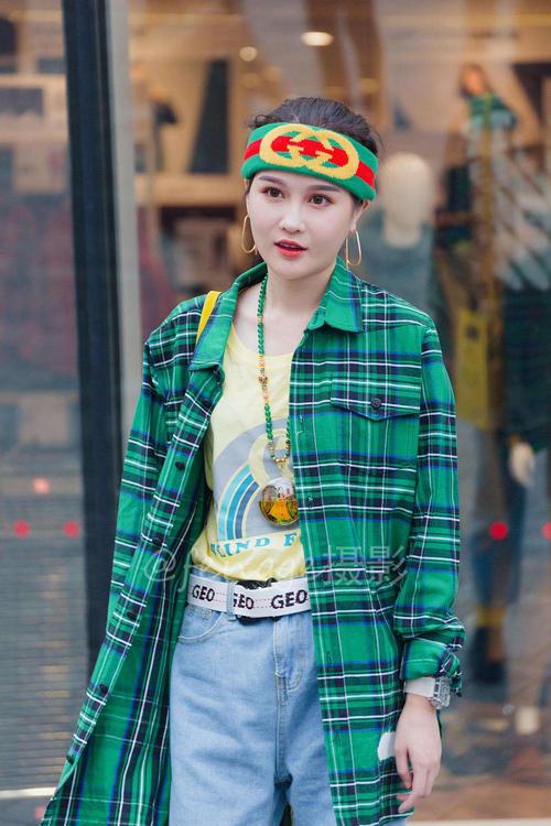 原创赵本山的女儿"球球"赵一涵最近有点火,没想到是以这样一种"别样"