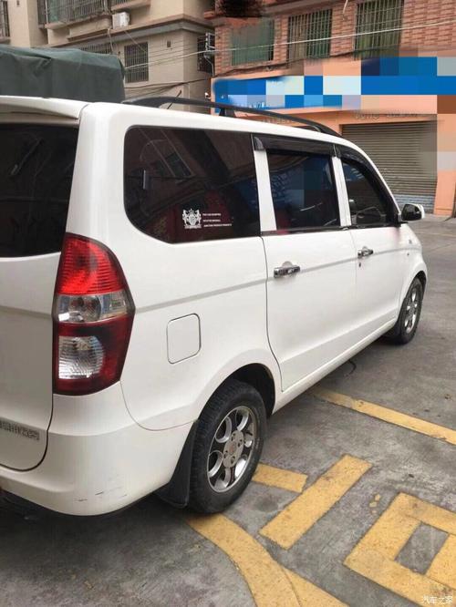 【图】五菱神车白色车身亦是很帅气._五菱宏光论坛_之