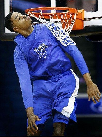 亲吻篮筐哪家强中国1米76飞人不输nba两大扣篮王