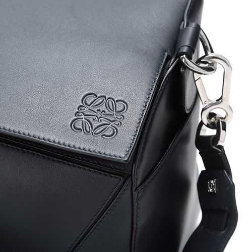 loewe/罗意威男士puzzle系列牛皮xl手提单肩斜挎包32256s795340