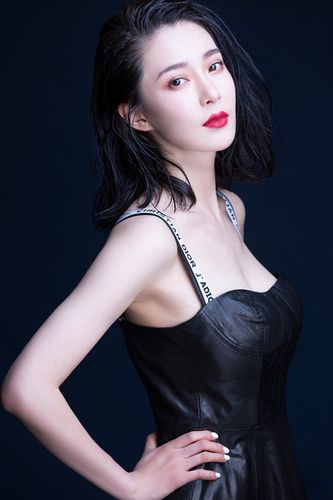 电影《河东狮吼》横店开机 胡然诠释全新刁蛮柳玉娥