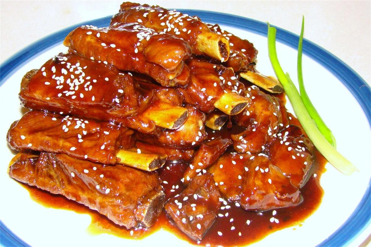 美食新花样:六道特色菜,口感饱满,回味无穷,美味又健康