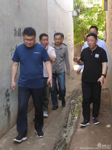 永年区人大常委会副主任庞明德到大北汪镇,曲陌乡督导改厕工作