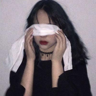 流泪头像女生抑郁抑郁头像女伤感流泪