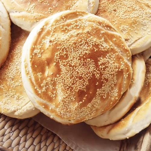 山东吊炉烧饼菏泽土特产传统河南咸味大烧饼五香火烧聊城手工小吃