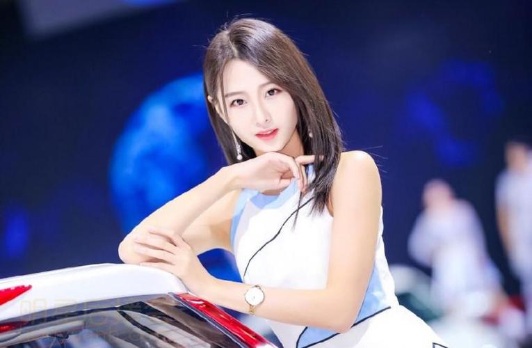 抖音车模苏宁小姐姐个人资料,抖音苏宁小姐姐图片大全,苏宁小姐姐叫啥