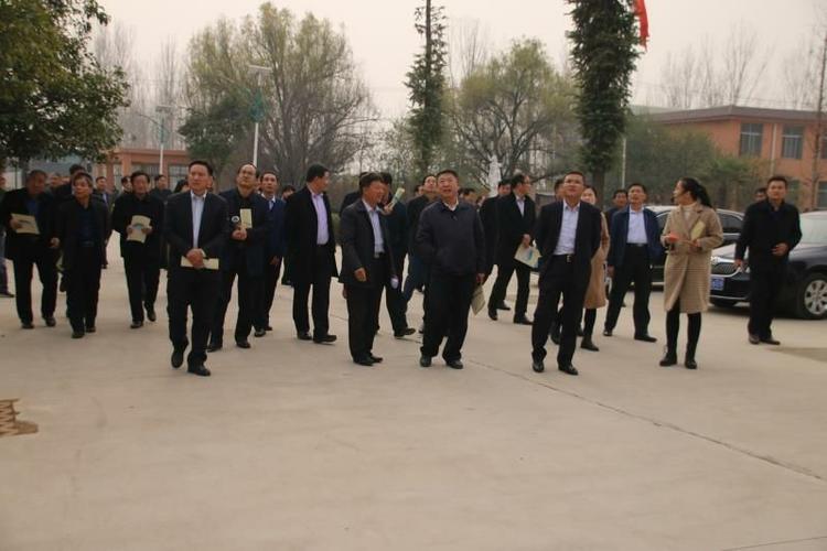 全县教育系统管理工作观摩团莅临梁邱三中检查指导工作