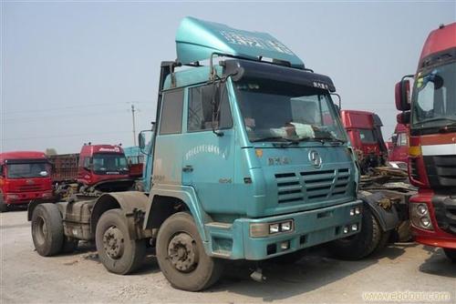 出售二手陕汽奥龙双导向牵引头