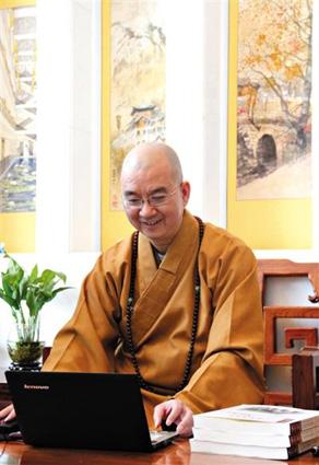 龙泉寺方丈谈"高学历人才皈依浪费国家教育资源"