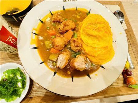 吃在大连颜值超高的咖喱蛋包饭不光是拍照漂亮味道还不错哦