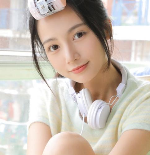 可爱阳光少女头像:清新洒脱唯美少女,美的一发不可收拾