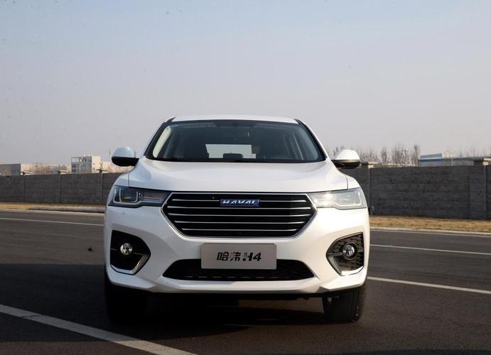 长城哈弗h4,外观时尚动感,标准的h系列家族式风格