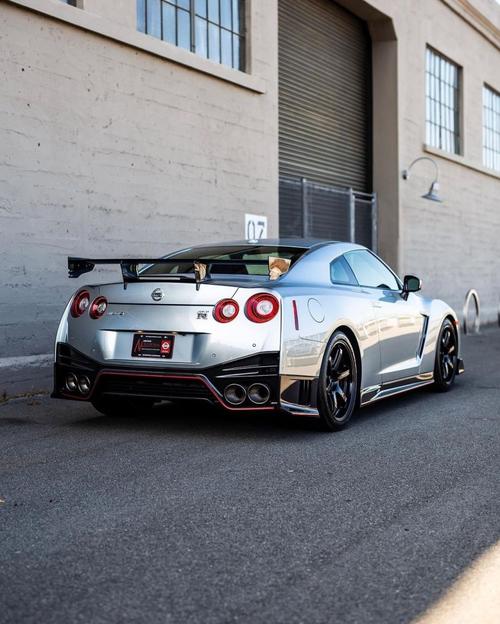 东瀛战神日产r35 gtr nismo