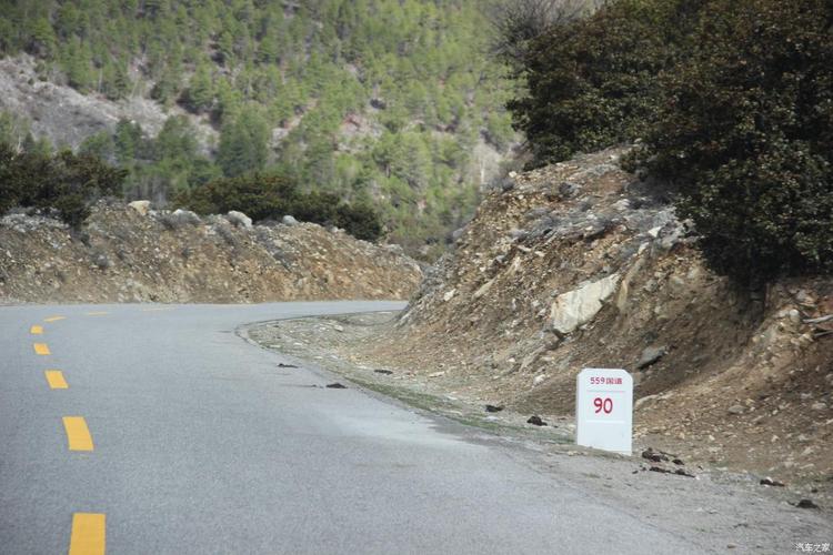 察隅到然乌湖的路记得是县道,但是实际牌子写的559国道.