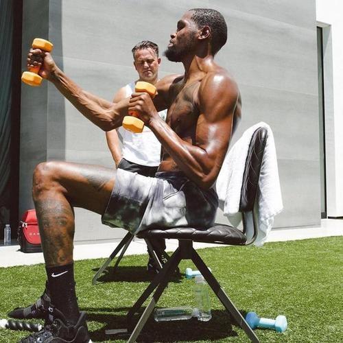 腹肌|库里|肌肉_新浪新闻