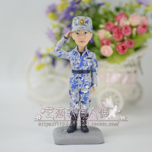 软陶人偶定制退役军人创意纪念礼物人像泥塑定制软陶真人公仔定制