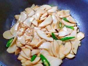 素炒杏鲍菇比肉还香哦