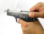 m9手枪打火机上膛