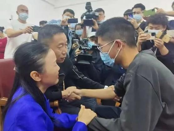 亲爱的原型孙海洋寻子成功姐姐孙卓首次发声我很心疼弟弟