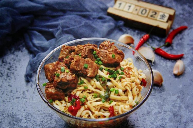 "香辣排骨"续集之"排骨拌面"