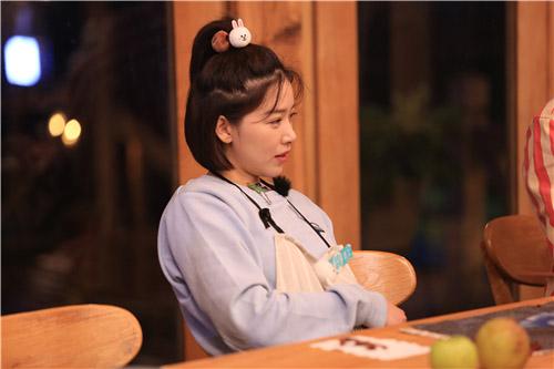 《亲爱的客栈》阚清子试穿素人婚纱 纪凌尘能否现场求婚