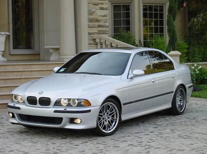 bmw e39,宝马旗下第四代5系