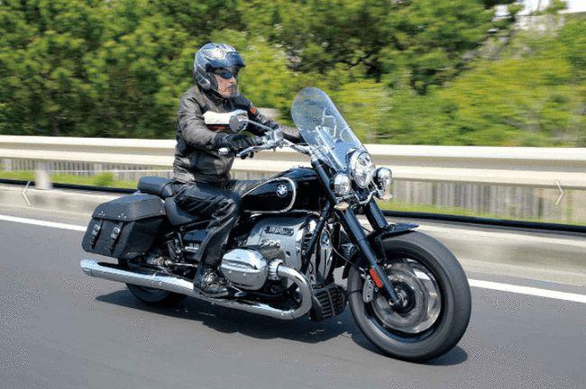 宝马新巡洋舰车型排量1800cc的r18classic