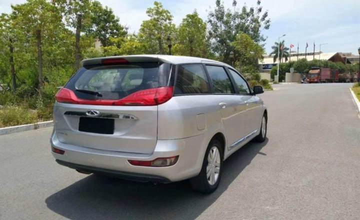 奇瑞 艾瑞泽m7 2015款 2.0l 自动宽悦版 223座