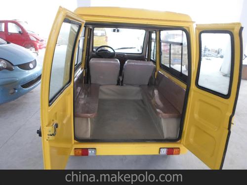4轮电动面包车,8座电动车,电动代步车