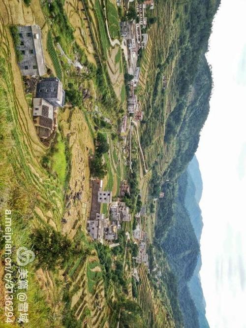 美丽的古丁镇风光