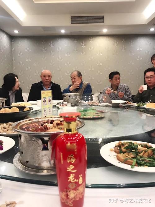 海之龙酒业董事长黄曙光应邀拜访西游记沙僧扮演者--刘大刚老师