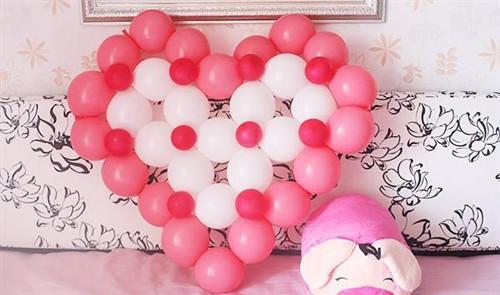 怎样用气球布置婚房 2017气球婚房布置技巧
