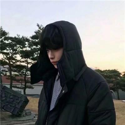 快手头像男生霸气十足2019 爱情原来是含笑饮毒酒