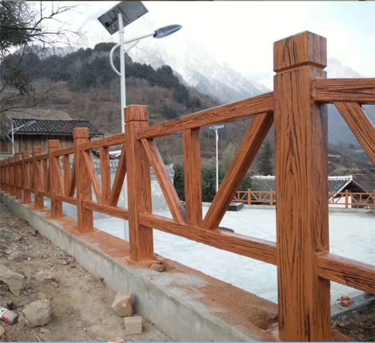 吴江区竹子护栏实木栅栏萝北竹片篱笆木栅栏