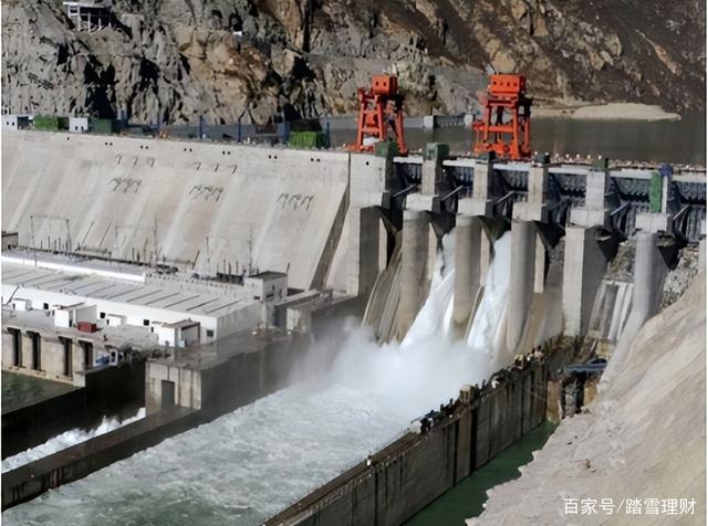 老挝拒绝中国找韩国花70亿仿建三峡大坝溃坝后我国如何反应