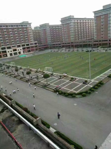 重庆电子厂工资咋样