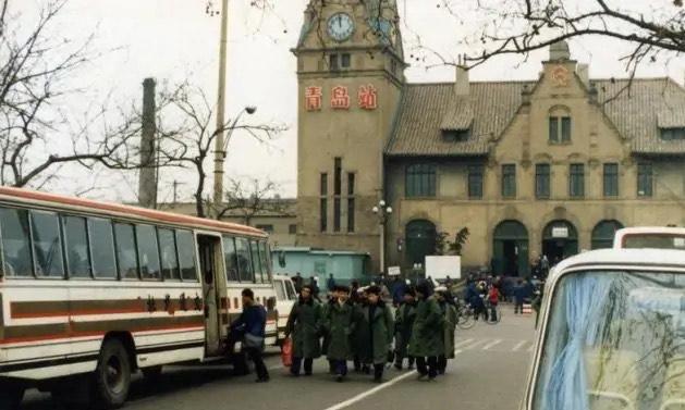 老照片:80年代的青岛,中西合璧的滨海岛城