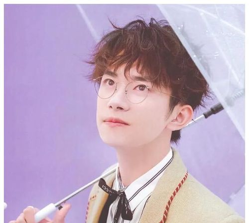 鞠婧祎这样评价易烊千玺,掷地有声的男神,粉丝感叹好暖!