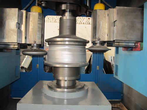 南充旋压成型模具|南充无屑成型|旋转挤压|南充旋压机