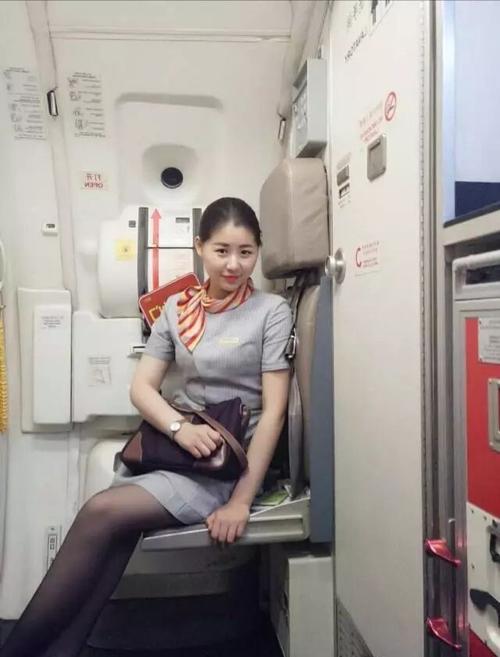 双子座 来自山西通航人力 空乘专业 培训学员 现为北部湾航空乘务员