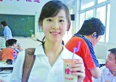 记者昨天在南京外国语学校见到了2011年已经保送进清华北大的23名