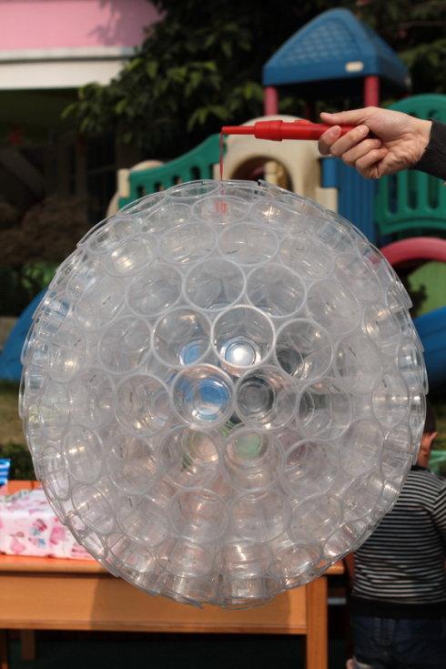 亲子合作 变废为宝