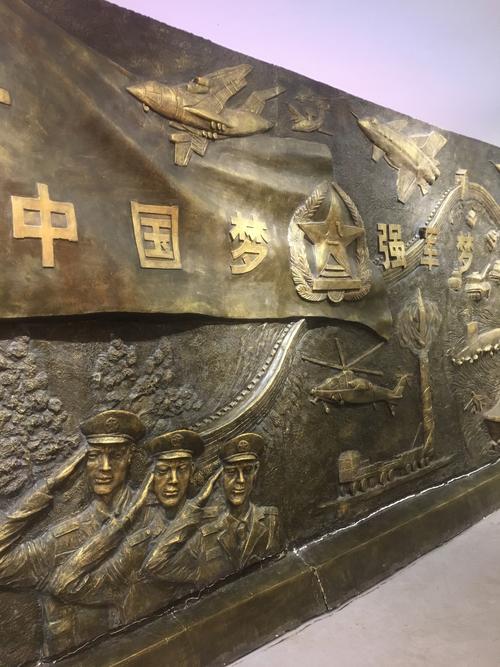 参观柳州军事博物馆