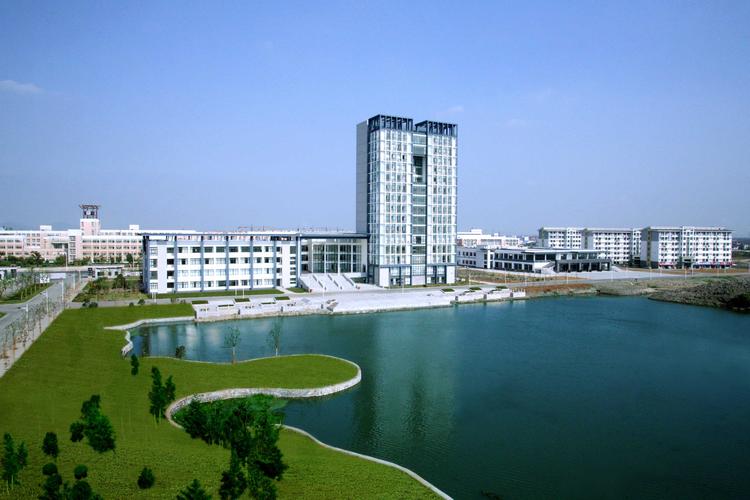 湖州师范学院 校园一角; 湖州师范学院求真学院2010年辅导员招聘计划