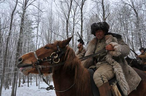 成泰燊领衔《东北抗日联军》 赵尚志没法"演"