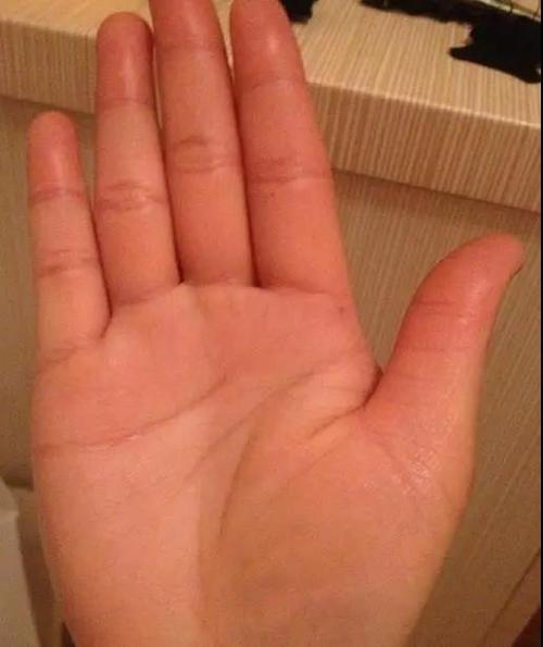 手相有这种特征的人,有意外之财可发,容易一夜暴富
