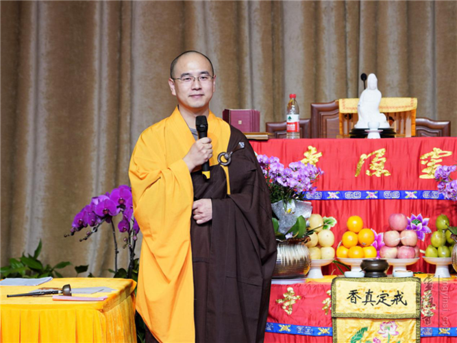 心印法师讲授皈依法要